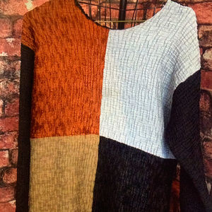 Wondertee long-sleeved blouse